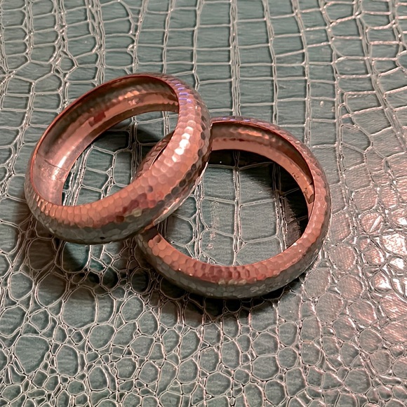 Jewelry - Silver bracelet.